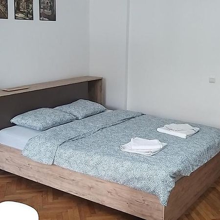 Domum George Enescu Apartment Bucharest Luaran gambar